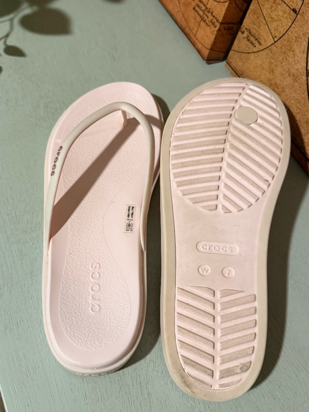 light pink crocs flip flops ladies size 7